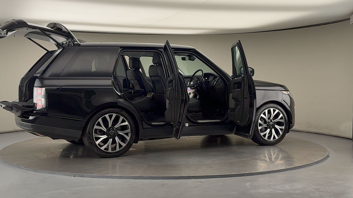 More views of Land Rover Range Rover