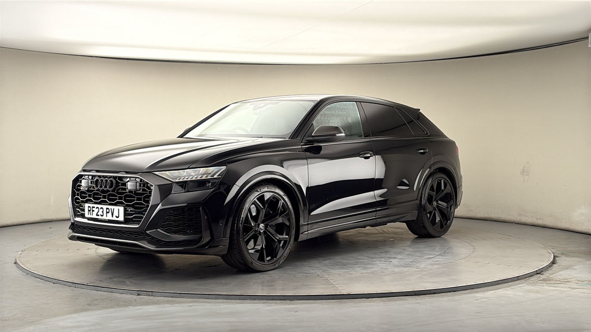 Audi RSQ8 Image 20