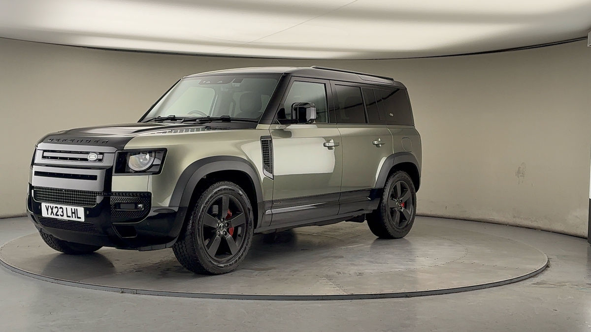 More views of Land Rover Defender 110