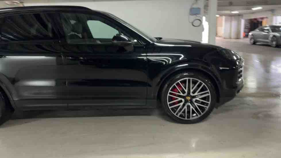 More views of Porsche Cayenne