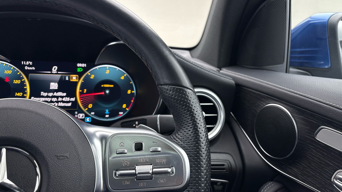 Mercedes-Benz GLC Image 14