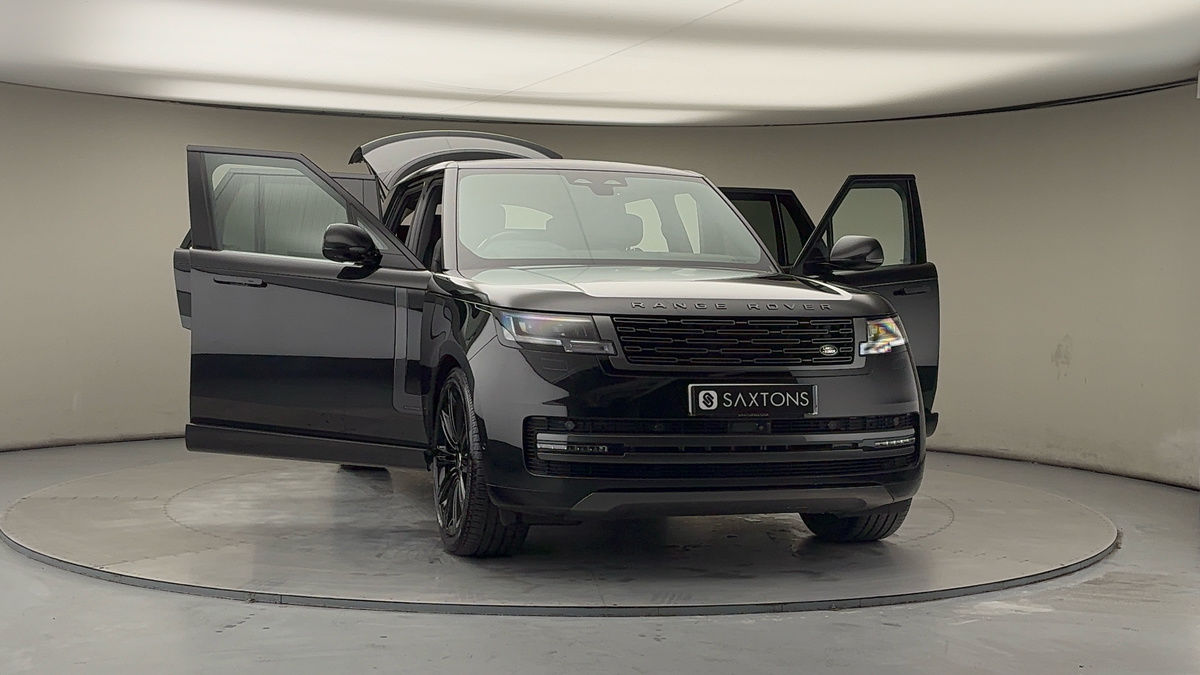 More views of Land Rover Range Rover