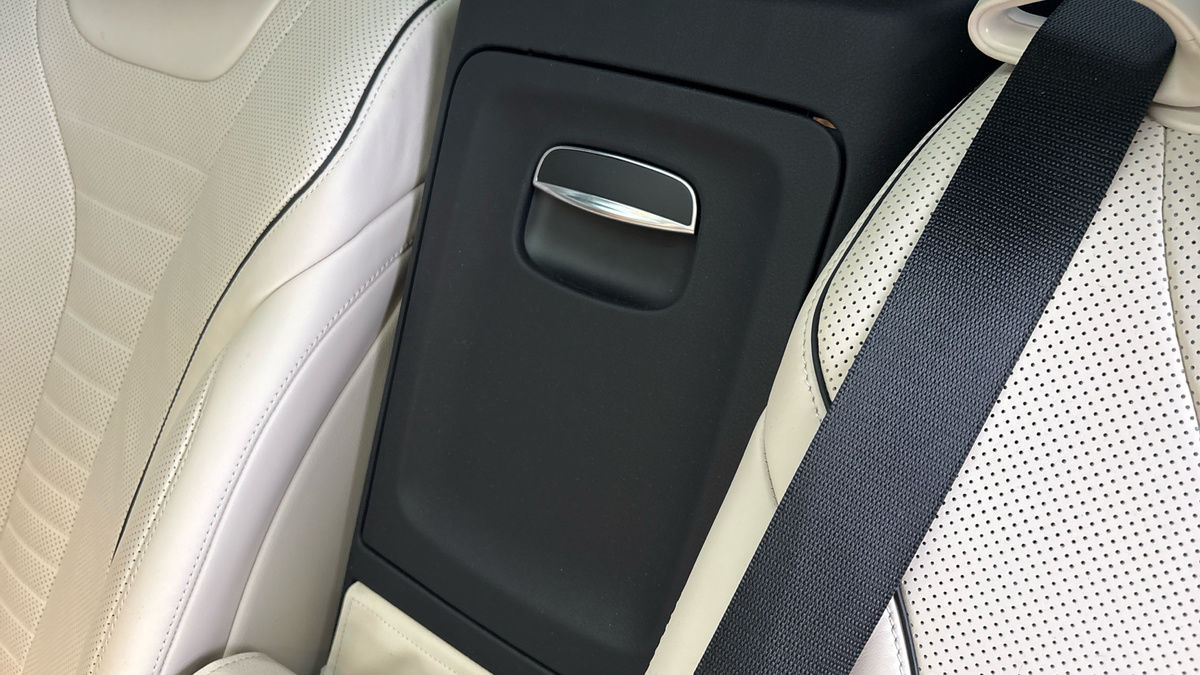 Mercedes-Benz S Class Image 36