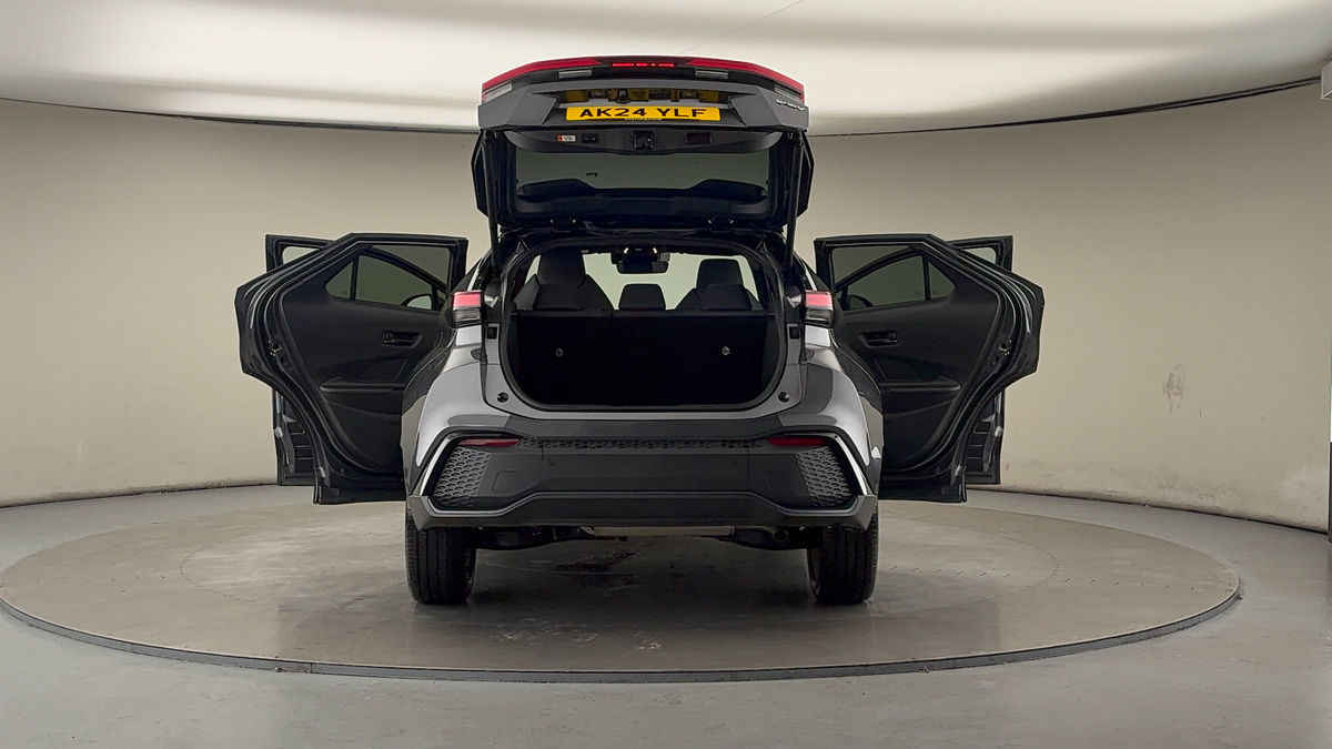 More views of Toyota C-HR