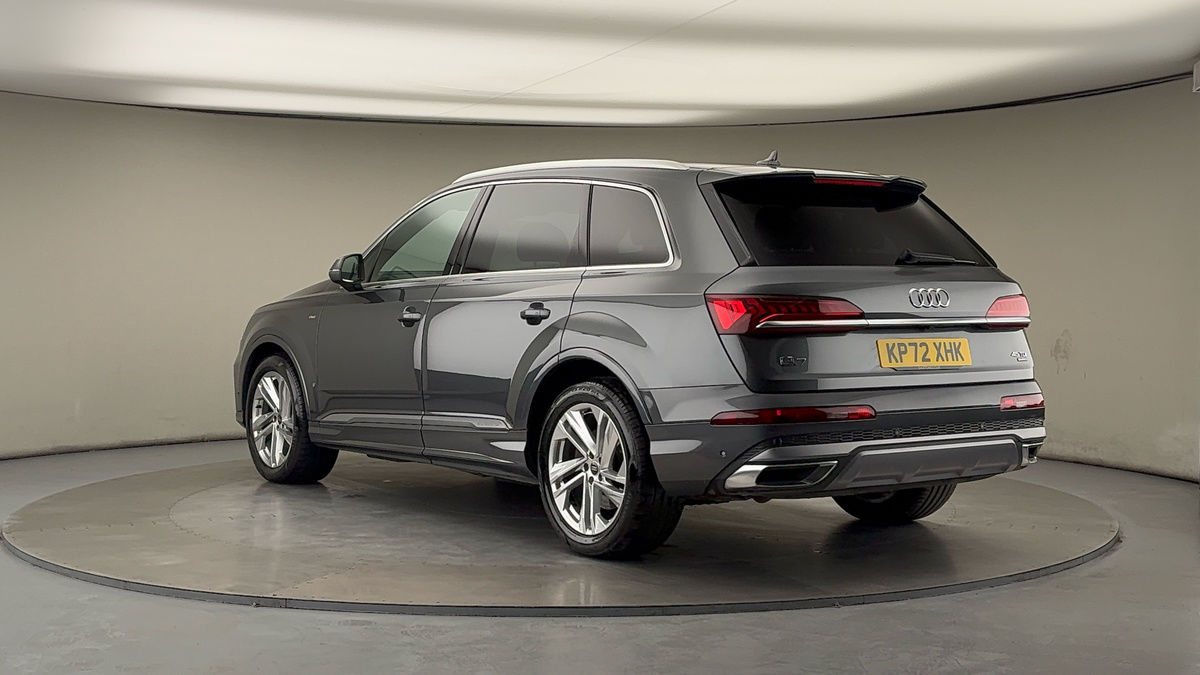 Audi Q7 Image 2
