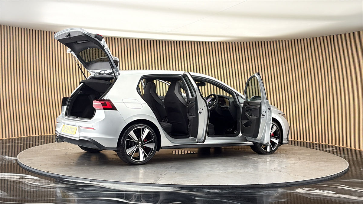More views of Volkswagen Golf