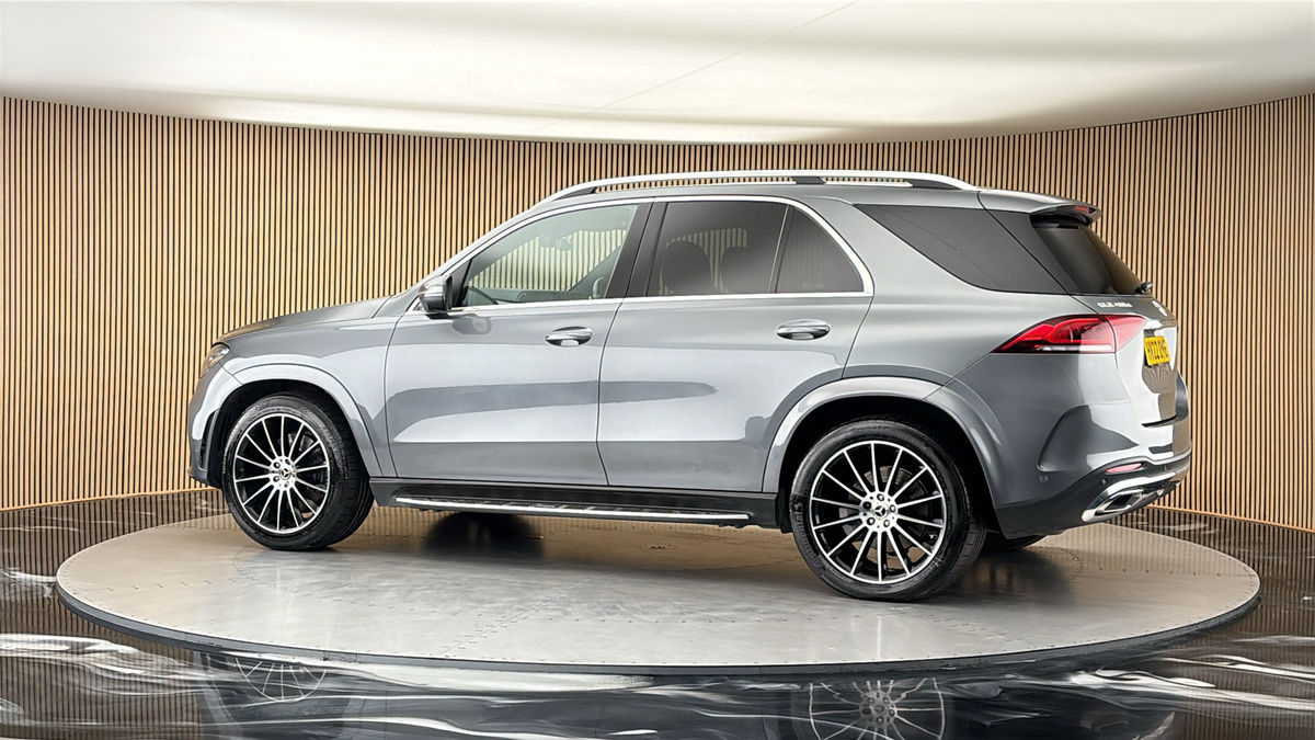 More views of Mercedes-Benz GLE