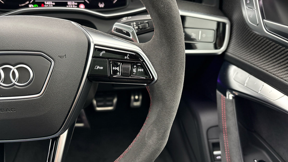 Audi RS6 Avant Image 14