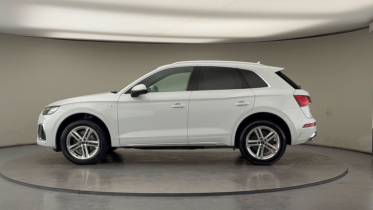 Audi Q5 Image 15
