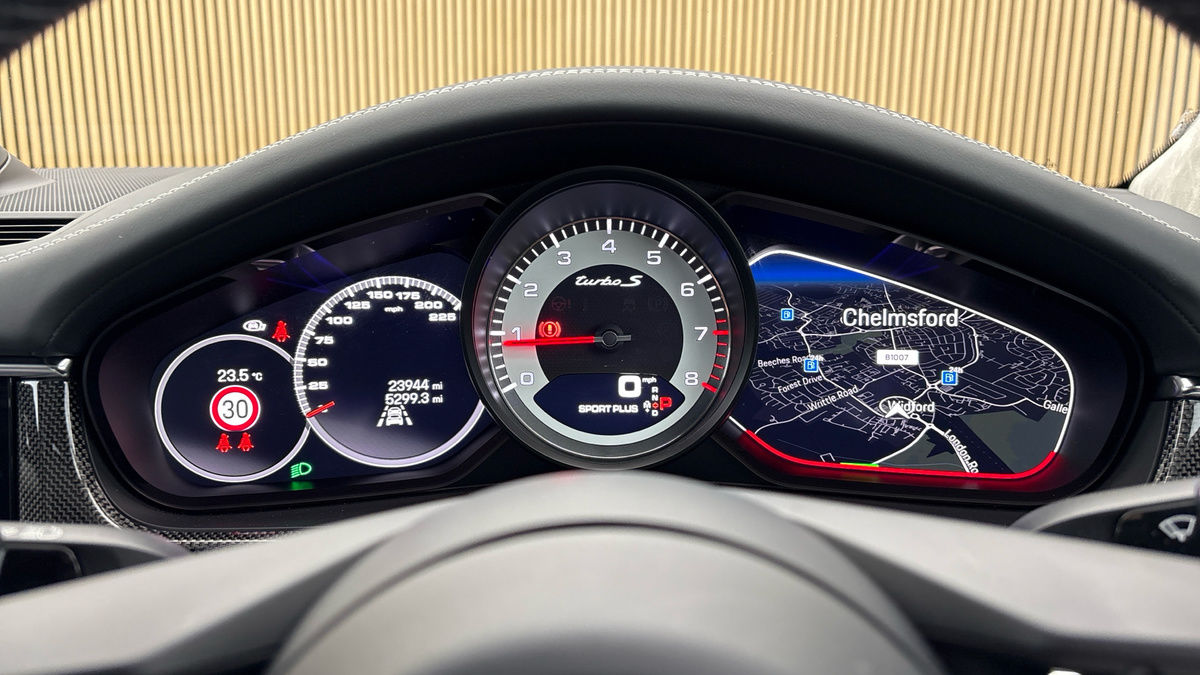 Porsche Panamera Image 30