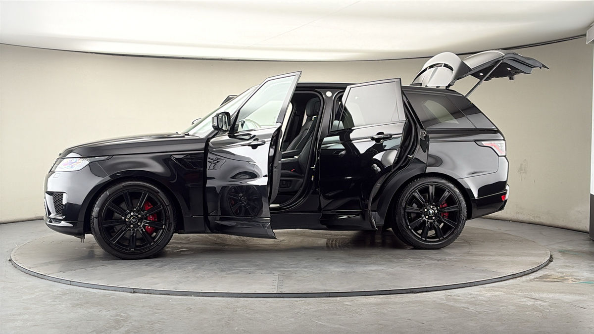 More views of Land Rover Range Rover Sport