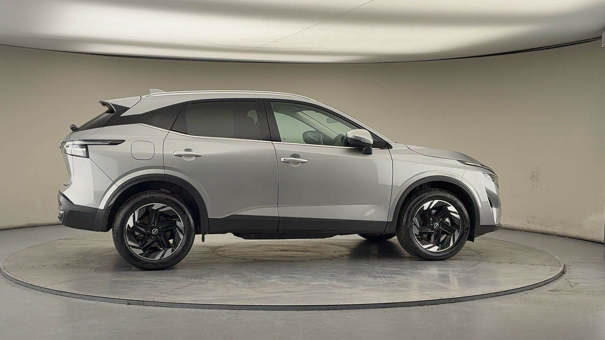 More views of Nissan Qashqai