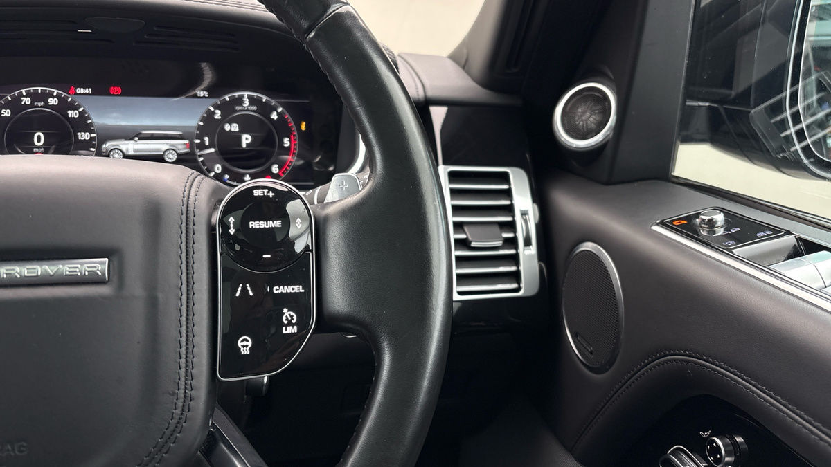 Land Rover Range Rover Image 14