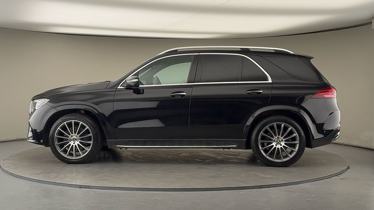 More views of Mercedes-Benz GLE