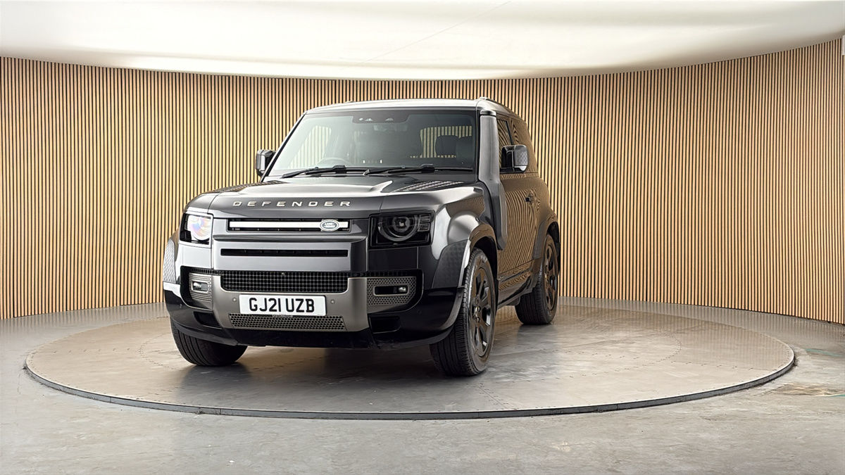 More views of Land Rover Defender 90