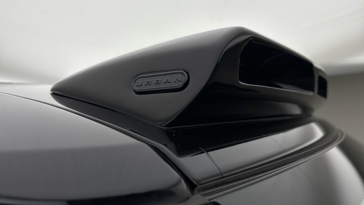 Land Rover Defender 110 Urban Image 25