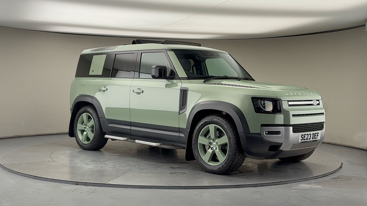 More views of Land Rover Defender 110