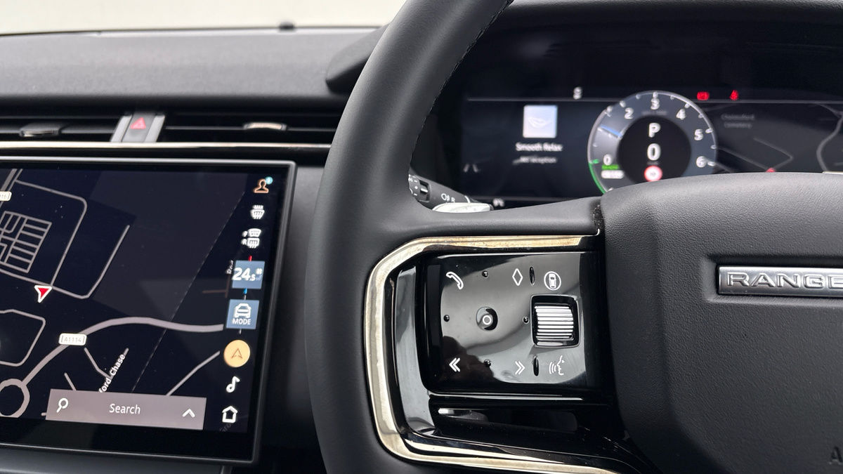 Land Rover Range Rover Velar Image 13