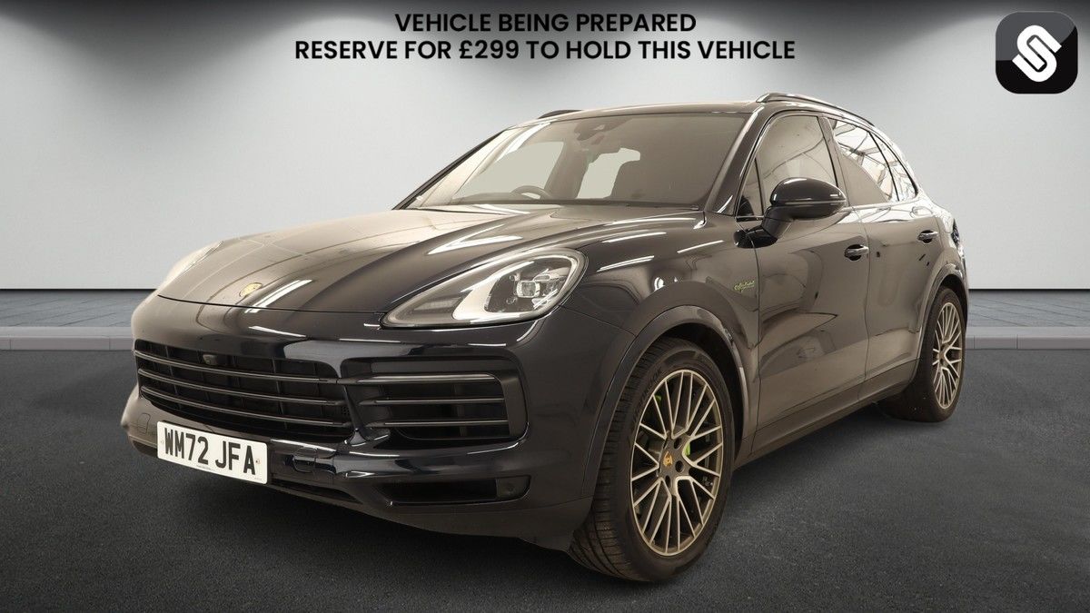 Porsche Cayenne Image 2