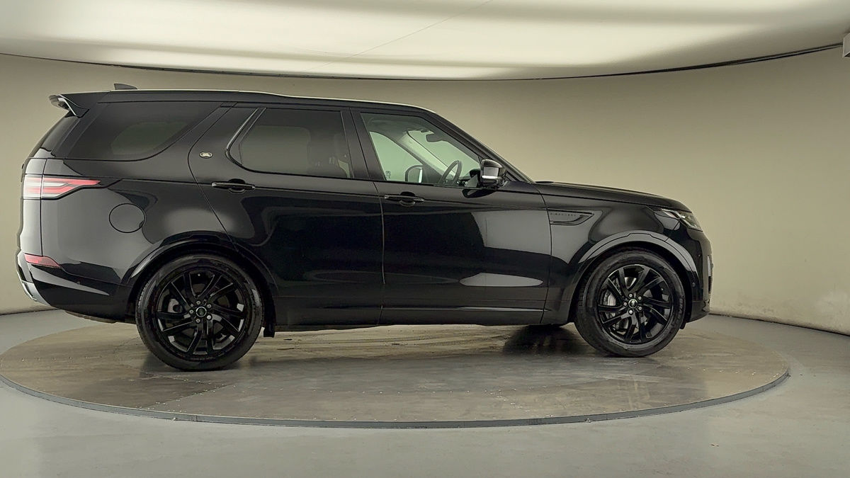 More views of Land Rover Discovery