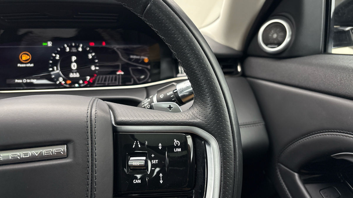 Land Rover Range Rover Evoque Image 14