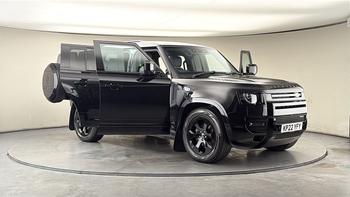 More views of Land Rover Defender 110