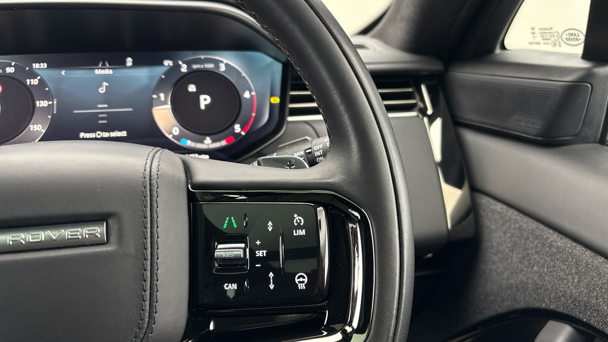 Land Rover Range Rover Sport Image 14