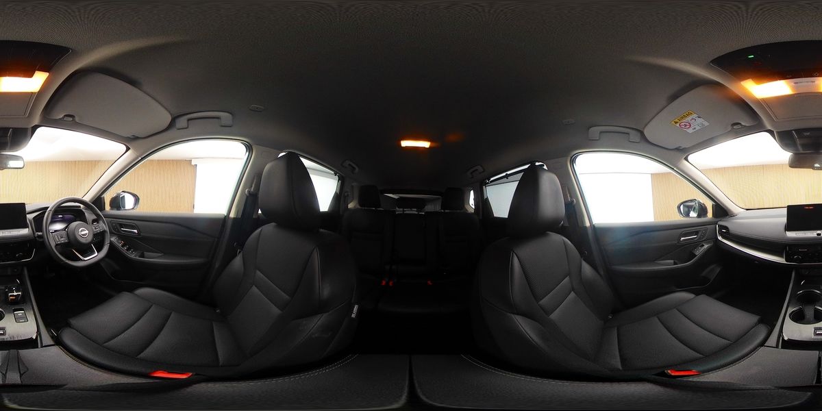 More views of Nissan X-Trail