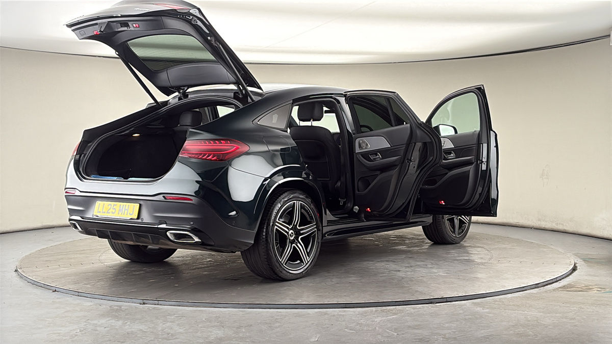 More views of Mercedes-Benz GLE