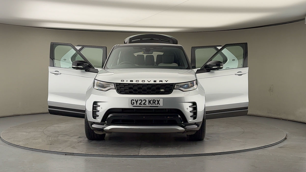 More views of Land Rover Discovery