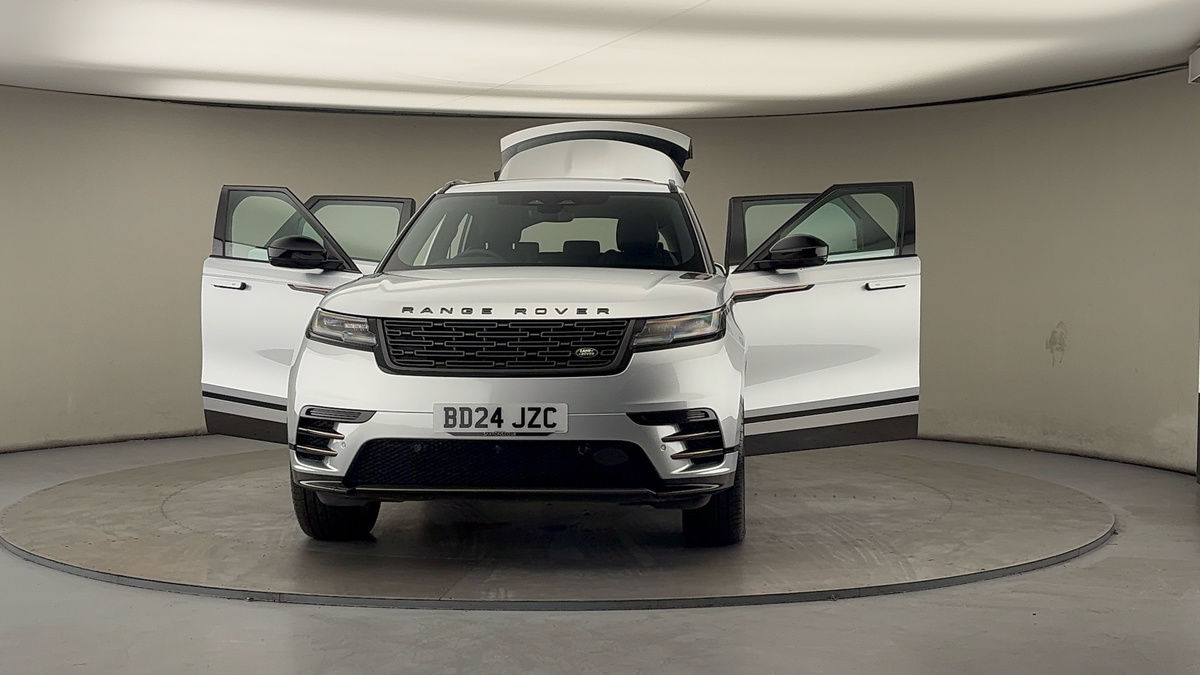 More views of Land Rover Range Rover Velar