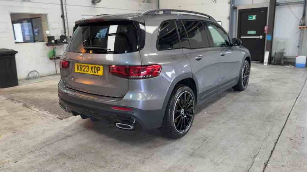 More views of Mercedes-Benz GLB