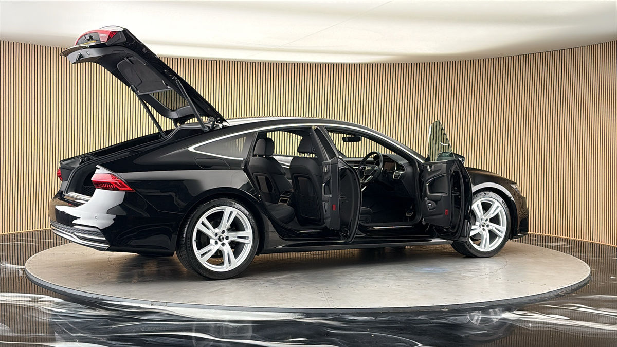 More views of Audi A7