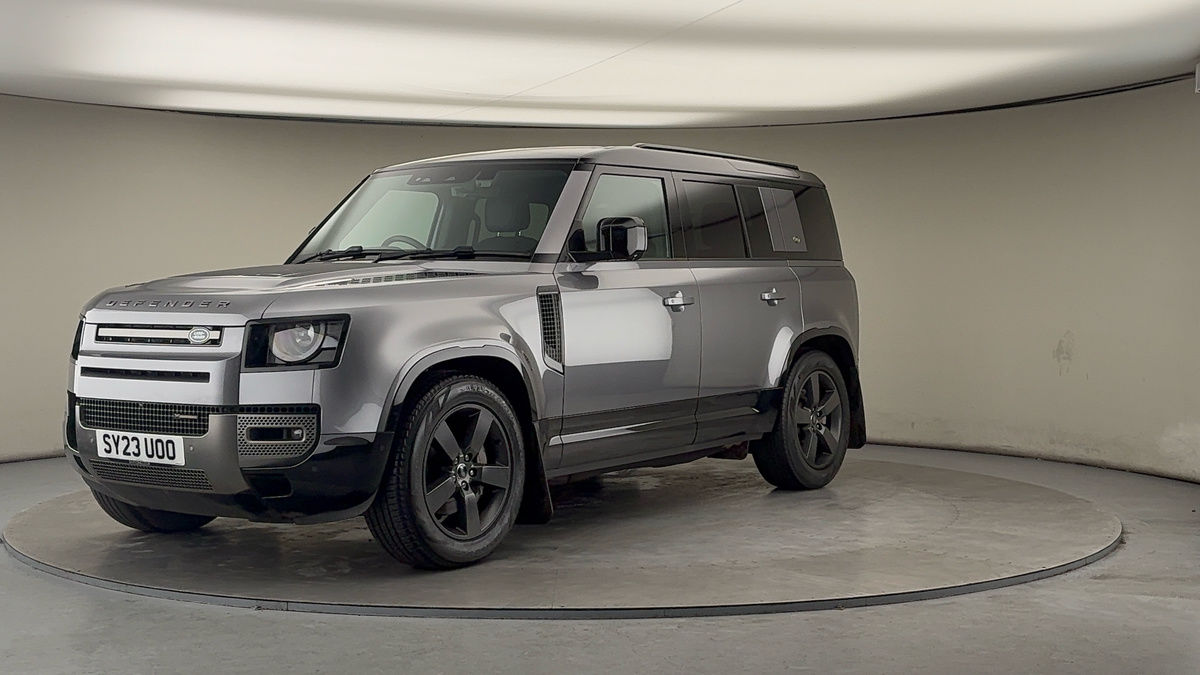 More views of Land Rover Defender 110