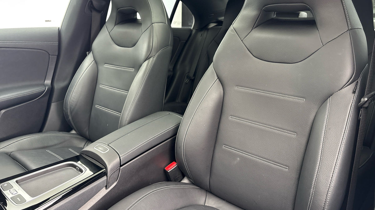 Mercedes-Benz CLA Image 7
