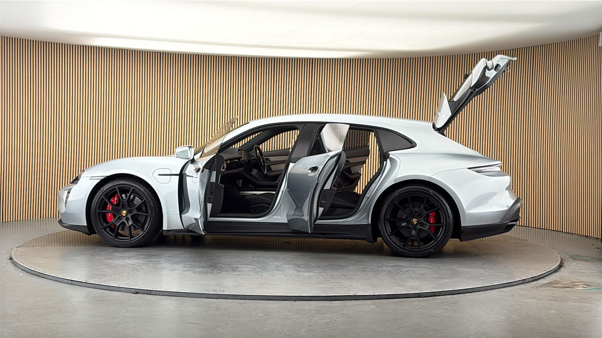 More views of Porsche Taycan