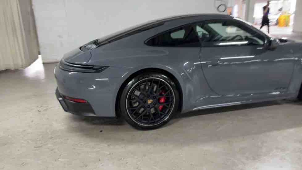 More views of Porsche 911