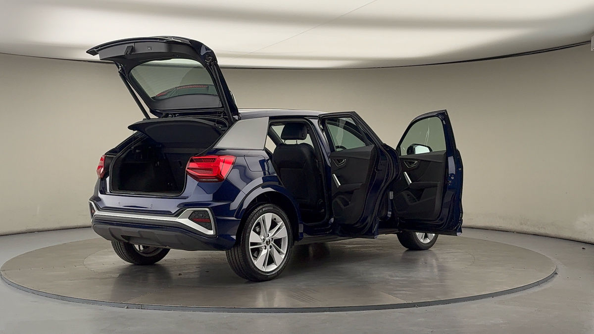 More views of Audi Q2