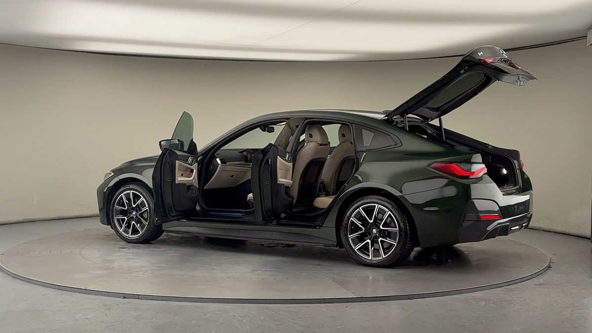 More views of BMW i4