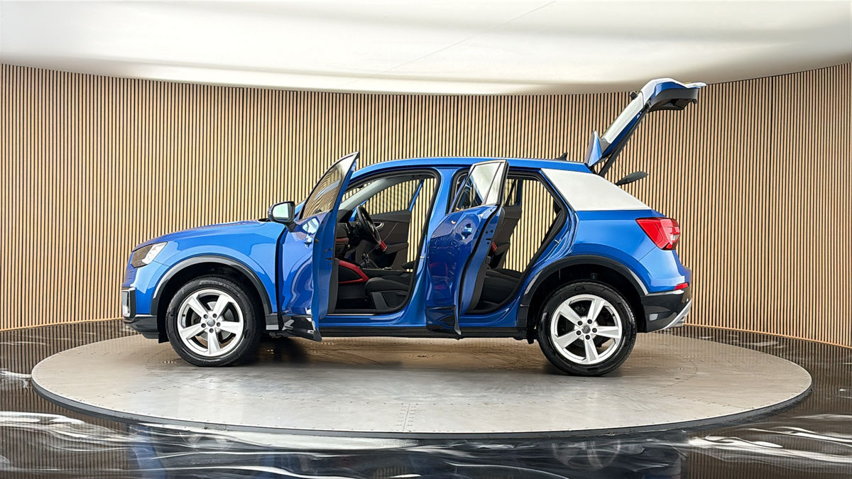 More views of Audi Q2