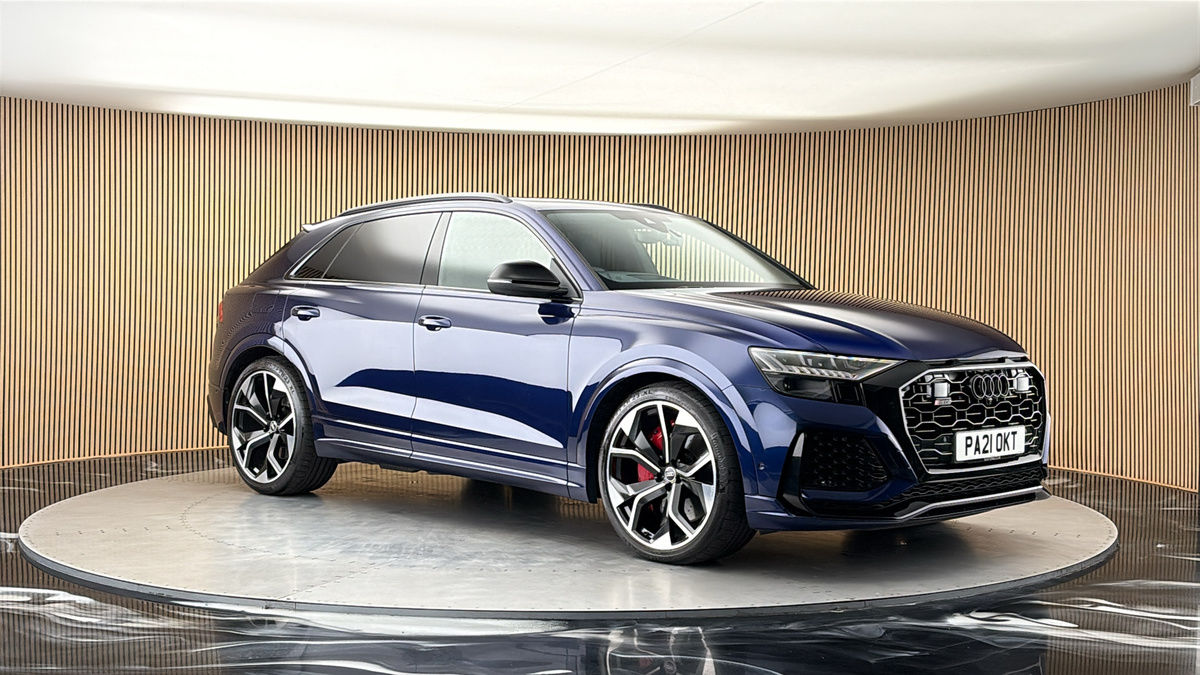 More views of Audi RSQ8