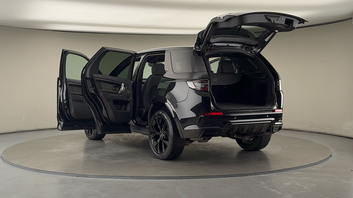 Land Rover Discovery Sport Image 23