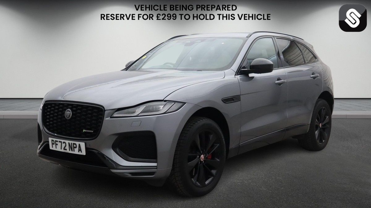 Jaguar F-PACE Image 2