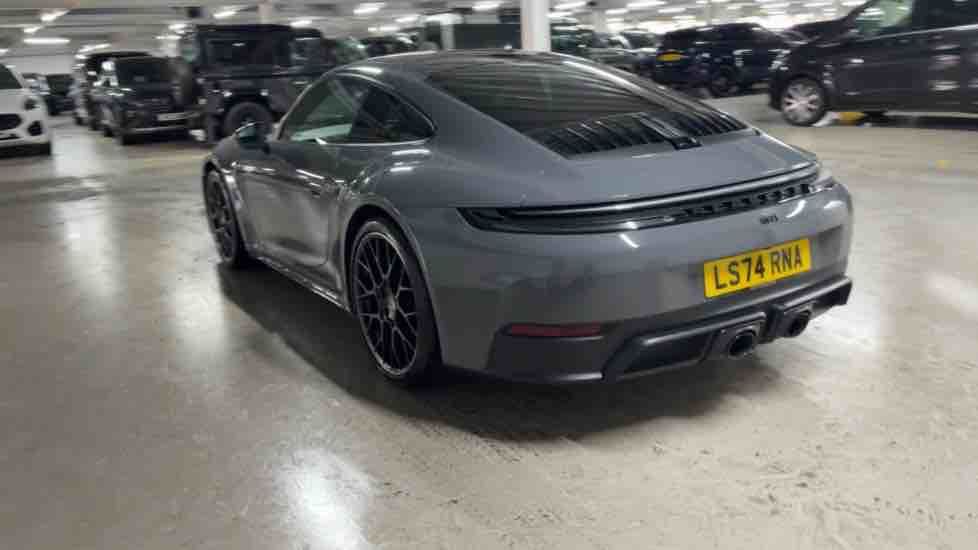 More views of Porsche 911
