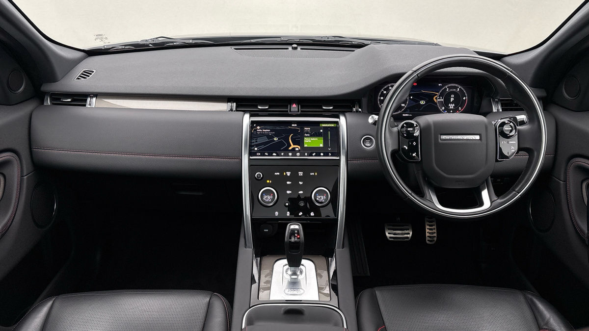 Land Rover Discovery Sport Image 12