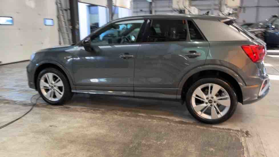 More views of Audi Q2