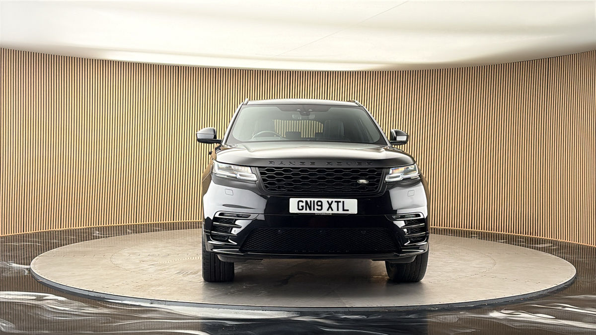 More views of Land Rover Range Rover Velar