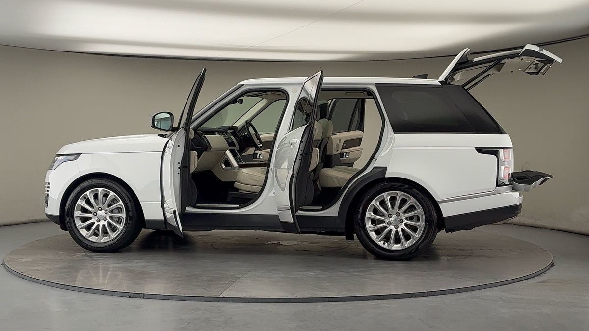 More views of Land Rover Range Rover