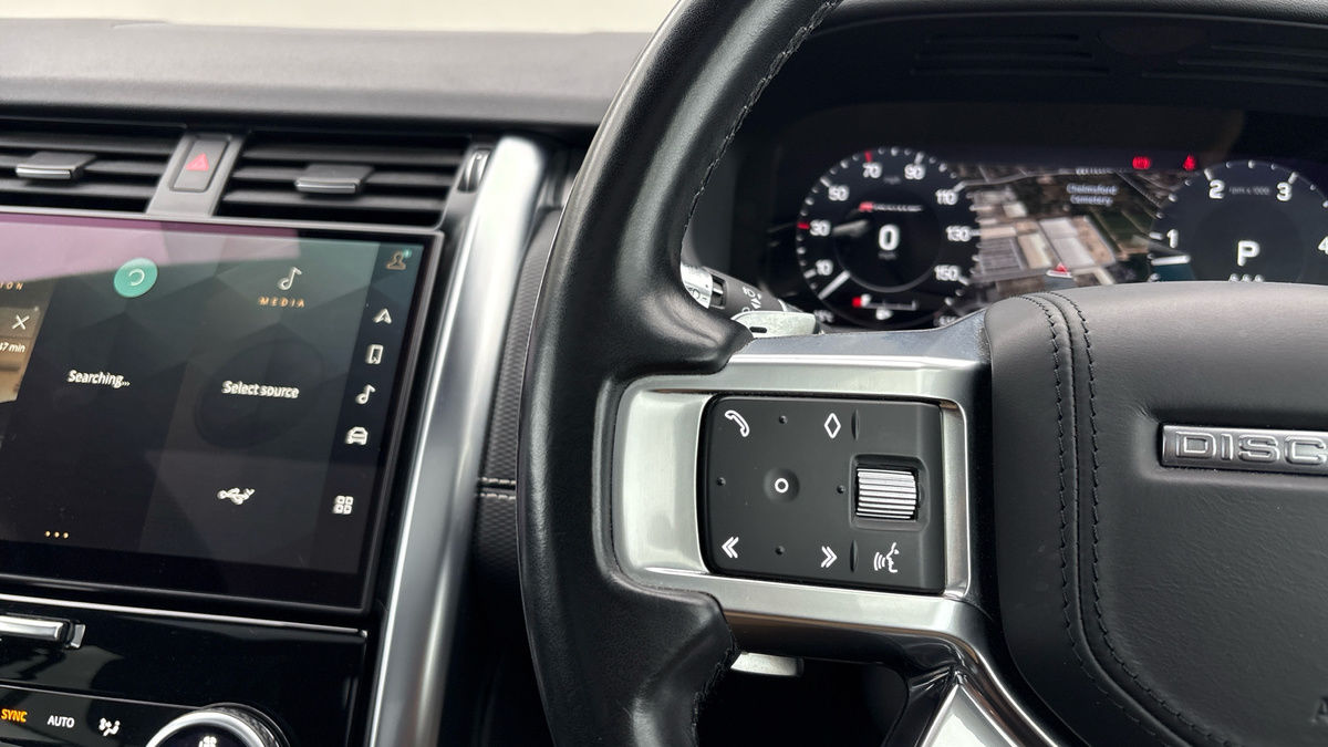 Land Rover Discovery Image 13