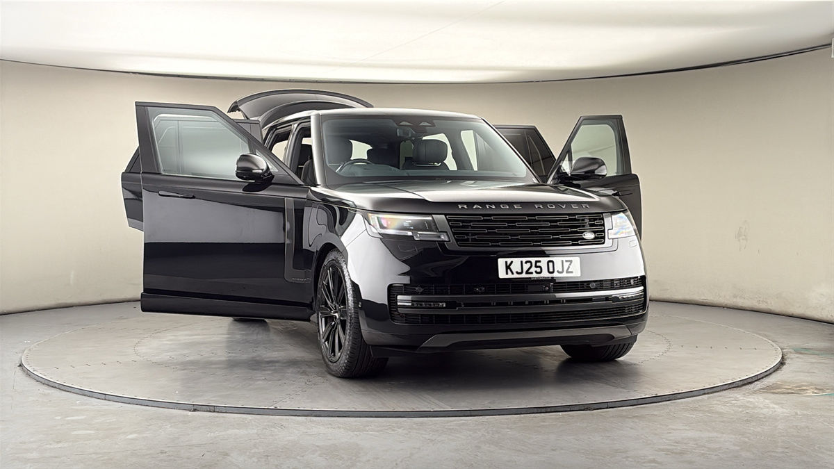 More views of Land Rover Range Rover